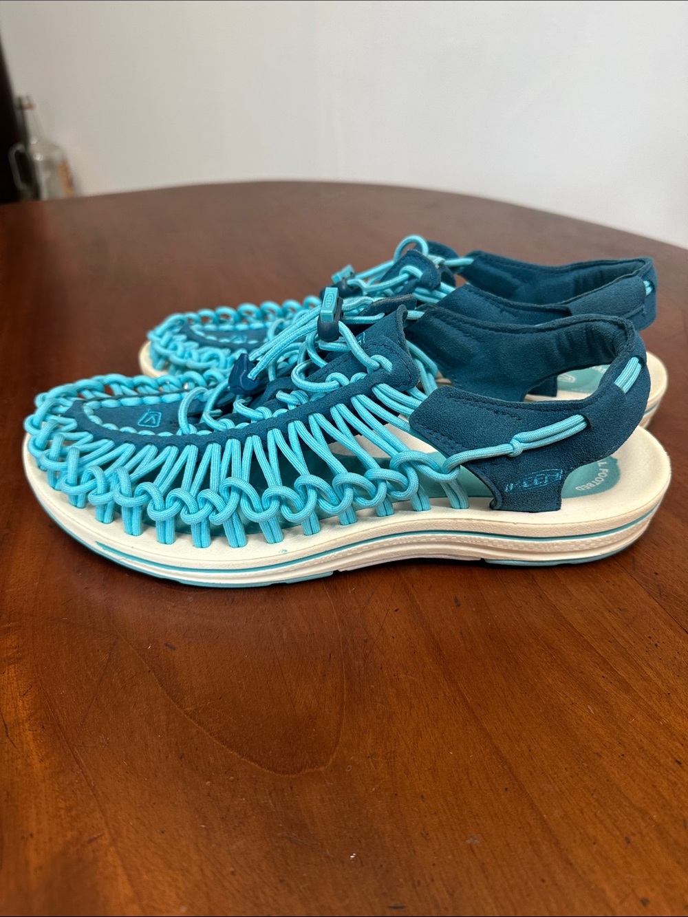 Keen Uneek Two-Tone Teal and Aqua Rope Sandals - Picture 3 of 8